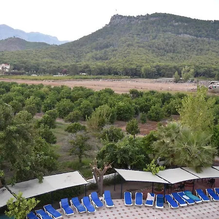 Ares Blue Hotel Kiris