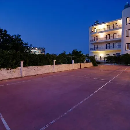 Hotel Ares Blue Kiris