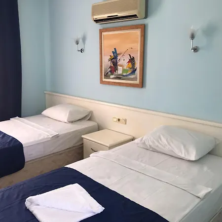 Hotel Ares Blue Kiris